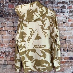 Palace Pealed Hood Desert